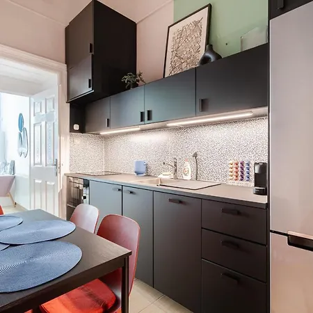 Short Trips Apartament *